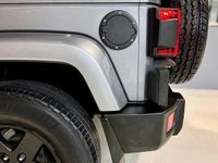 Usata Jeep Wrangler Sahara 284 CV (208 kW) 2014 Argento SUV