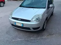 Usata Ford Fiesta 90 CV (66 kW) 2005 Utilitaria