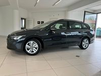 Usata VW Golf VIII Life 116 CV (85 kW) 2021 Nero Station wagon