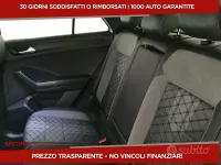 Usata VW T-Roc R-line 150 CV (110 kW) 2023 Beige SUV