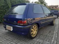 Usata Renault Clio 147 CV (108 kW) 1995 Utilitaria