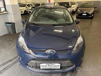 Usata Ford Fiesta 60 CV (44 kW) 2011 Blu Utilitaria