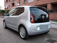 Usata VW up! 75 CV (55 kW) 2012 Grigio Utilitaria