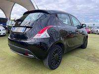 Usata Lancia Ypsilon 69 CV (50 kW) 2013 Nero Utilitaria