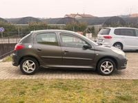 Käytetty Peugeot 206 60 HP (44 kW) 2011 Harmaa Sedan