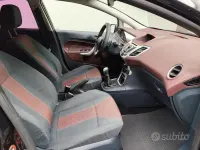 Usata Ford Fiesta Titanium 95 CV (69 kW) 2011 Nero Berlina