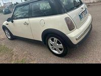 Begagnad Mini Cooper 116 HK (85 kW) 2004 Halvkombi