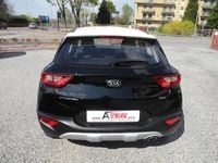 Usata Kia Stonic Urban 110 CV (80 kW) 2018 Nero SUV