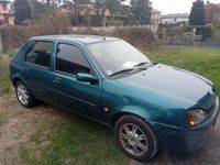 Usata Ford Fiesta Ambiente 75 CV (55 kW) 2000 Utilitaria