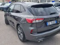 Usata Ford Kuga ST-Line 120 CV (88 kW) 2021 Magne.grey SUV