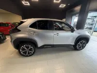 Usata Toyota Yaris Cross Lounge 92 CV (67 kW) 2021 Argento SUV