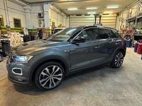 Usata VW T-Roc 150 CV (110 kW) 2021 Grigio SUV