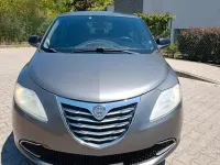 Usata Lancia Ypsilon Gold 69 CV (50 kW) 2012 Grigio Utilitaria