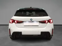Nuova BMW 120 163 CV (119 kW) 2026 Alpin white pastello Utilitaria