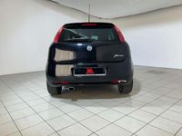 Usata Fiat Grande Punto Dynamic 95 CV (69 kW) 2006 Nero Utilitaria