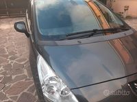 Usata Peugeot 5008 120 CV (88 kW) 2012 Monovolume