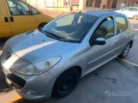 Usata Peugeot 206+ 70 CV (51 kW) 2009 Grigio Utilitaria