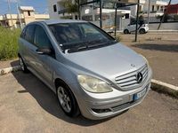 Usata Mercedes B180 109 CV (80 kW) 2005 Grigio Monovolume