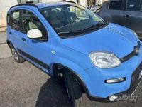 Usata Fiat Panda 4x4 S 85 CV (62 kW) 2016 Azzurro Utilitaria