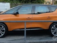 Usata Renault Scénic IV 110 CV (80 kW) 2018 Giallo Monovolume