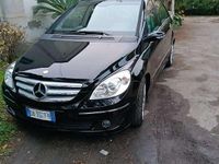 Usata Mercedes B200 Chrome 140 CV (102 kW) 2006 Monovolume