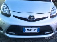 Usata Toyota Aygo Connect Style 67 CV (49 kW) 2011 Grigio Utilitaria