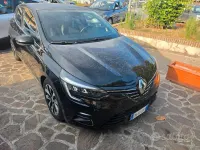 Usata Renault Clio V Techno 101 CV (74 kW) 2023 Nero Berlina
