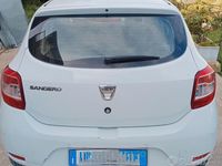 Usata Dacia Sandero 75 CV (55 kW) 2014 Bianco Utilitaria