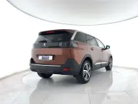 Usata Peugeot 5008 Allure 131 CV (96 kW) 2021 Marrone metallizzato SUV