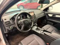 Usata Mercedes C200 Avantgarde 136 CV (100 kW) 2008 Argento Berlina