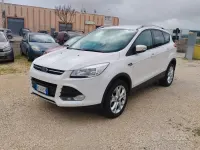 Usata Ford Kuga 150 CV (110 kW) 2015 Bianco SUV