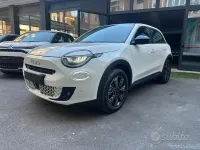 Usata Fiat 600 136 CV (100 kW) 2025 Bianco SUV