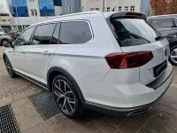 Usata VW Passat Alltrack Pro 200 CV (147 kW) 2021 Oryxweiß perlmutteffekt Station wagon