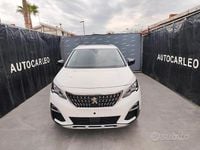 Usata Peugeot 5008 130 CV (95 kW) 2020 Bianco SUV