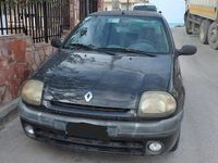 Usata Renault Clio II 58 CV (42 kW) 2000 Nero Utilitaria