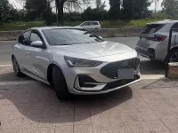 Usata Ford Focus ST-Line 115 CV (84 kW) 2025 Grigio Berlina