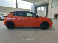 Usata Opel Corsa GS Line 101 CV (74 kW) 2022 Arancione Berlina