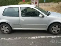 Usata VW Golf IV 116 CV (85 kW) 2000 Grigio Berlina