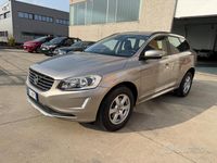 Usata Volvo XC60 Summum 135 CV (99 kW) 2014 Grigio SUV