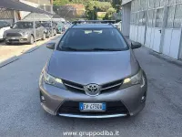 Usata Toyota Auris Active 89 CV (65 kW) 2014 Grigio