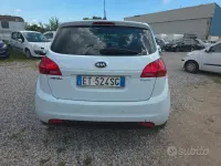 Usata Kia Venga 90 CV (66 kW) 2014 Bianco Utilitaria