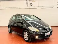 Usata Mercedes A160 Elegance 82 CV (60 kW) 2010 Nero Berlina