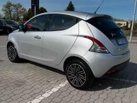 Usata Lancia Ypsilon 69 CV (50 kW) 2018 Grigio Utilitaria