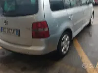 Usata VW Touran 101 CV (74 kW) 2004 Grigio Monovolume