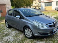Usata Opel Corsa 2008 Grigio Berlina