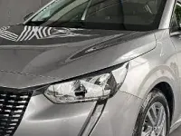 Usata Peugeot 2008 Allure 102 CV (75 kW) 2020 Nero SUV