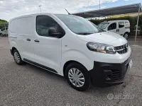 Usata Opel Vivaro Enjoy 120 CV (88 kW) 2020 Bianco Monovolume