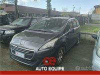 Usata Peugeot 5008 Business-Line 120 CV (88 kW) 2016 Grigio Monovolume