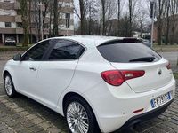 Usata Alfa Romeo Giulietta Exclusive 120 CV (88 kW) 2015 Utilitaria