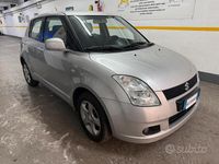 Usata Suzuki Swift GL 92 CV (67 kW) 2006 Grigio Utilitaria